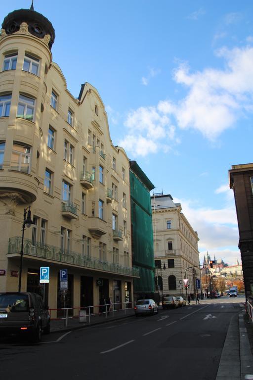 Best Place In Praha Bagian luar foto